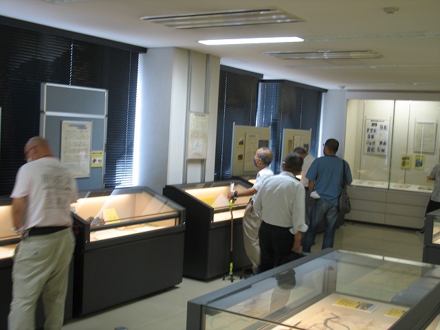 展示室観覧の様子