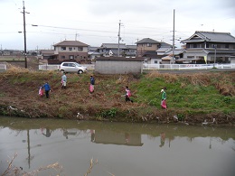 三宅町　飛鳥川