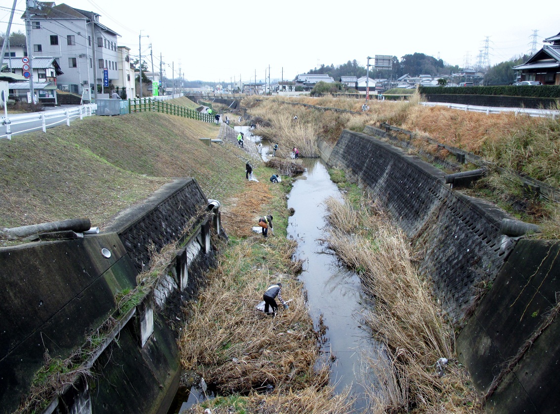 生駒市　富雄川