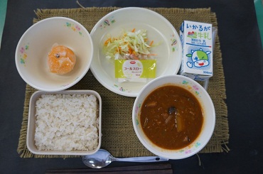 給食写真