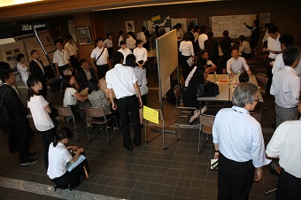 館内開放の様子