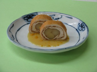 軟白ずいきの信田巻きからし酢みそ添え