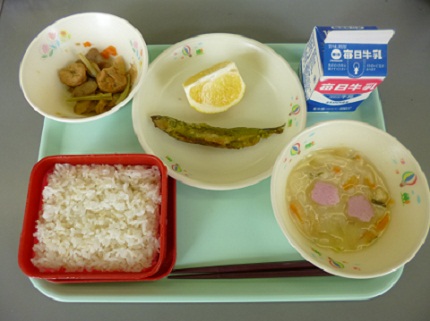 給食メニュー写真