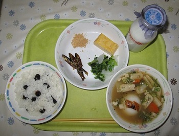 給食の写真