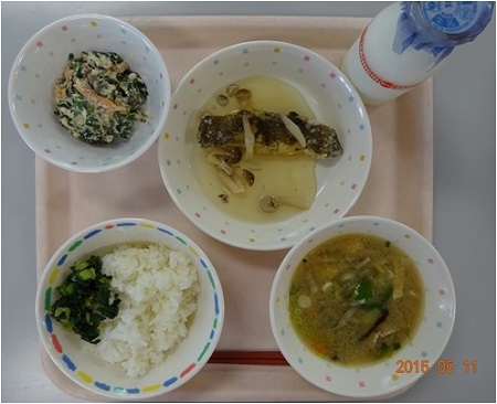 給食の写真