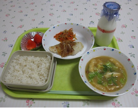 4月の給食の写真