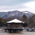 浮見堂、高円山が眺望できる鷺池湖畔の画像