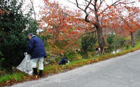 川をきれいにし隊