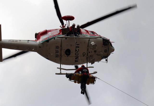 ホイスト救出訓練