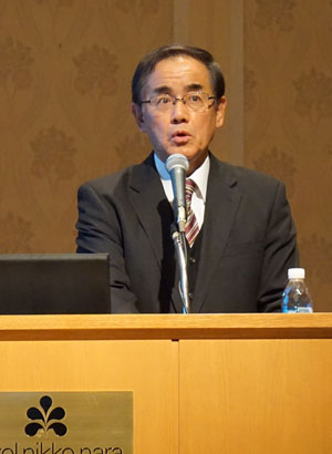 松村氏