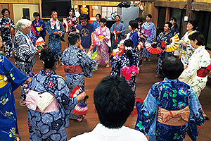 毎年行われる盆踊り