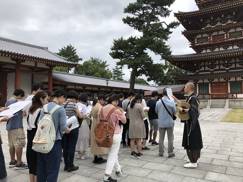 視察の様子