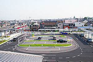 田原本駅前広場