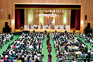 観客も一体となり盛り上がった会場