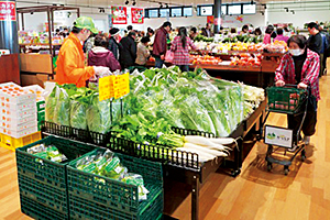 協定直売所「地の味 土の香」