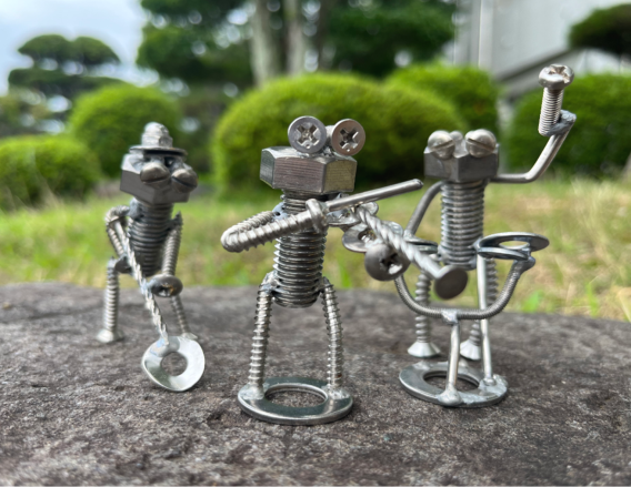 ボルト人形づくり