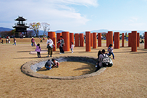 弥生の建物広場