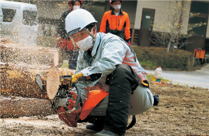 ４月開校