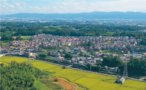 上牧町上空