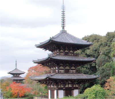 當麻寺国宝「東塔・西塔」初層特別開扉