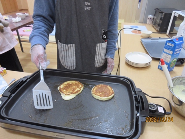 ぷつぷつなってきたので、ひっくり返しました!