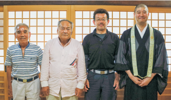 村田さん、北森耕藏さん、北森勝巳さん、興善寺住職 田中さん