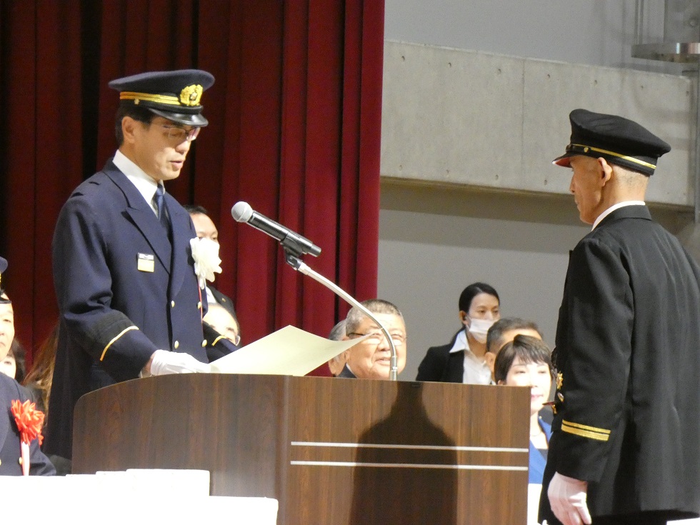 奈良県消防大会に出席する山下知事2