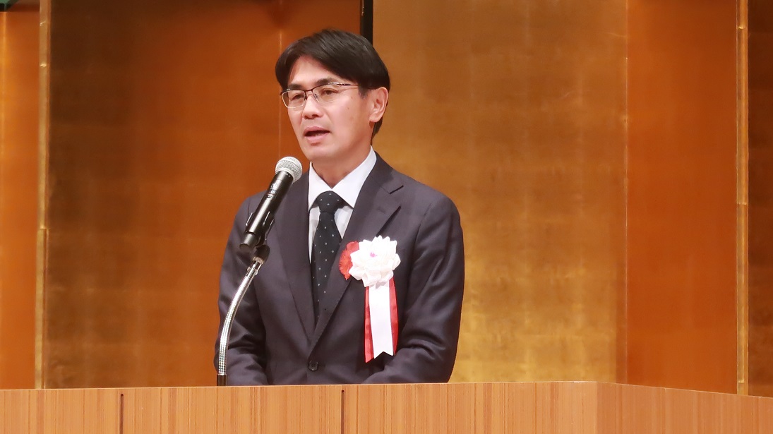 奈良県社会福祉大会に出席する山下知事