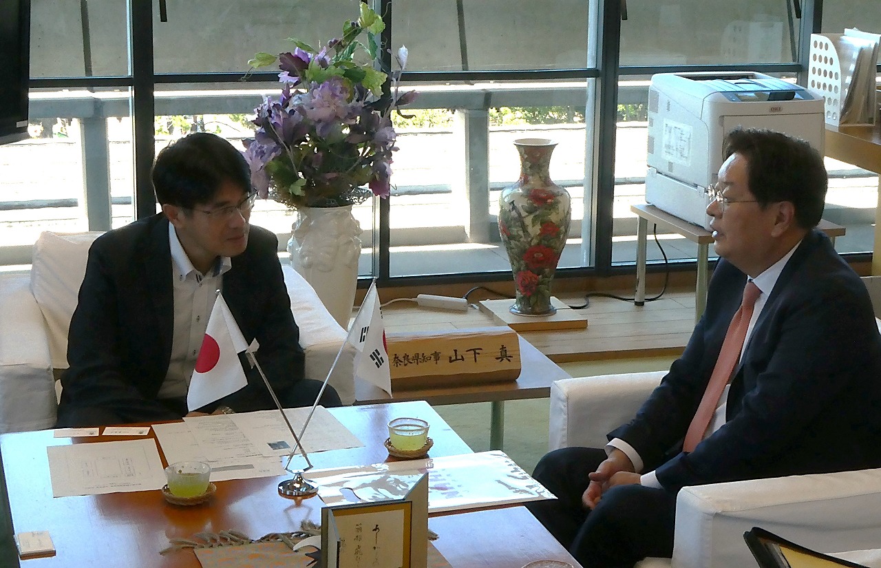 表敬訪問の様子