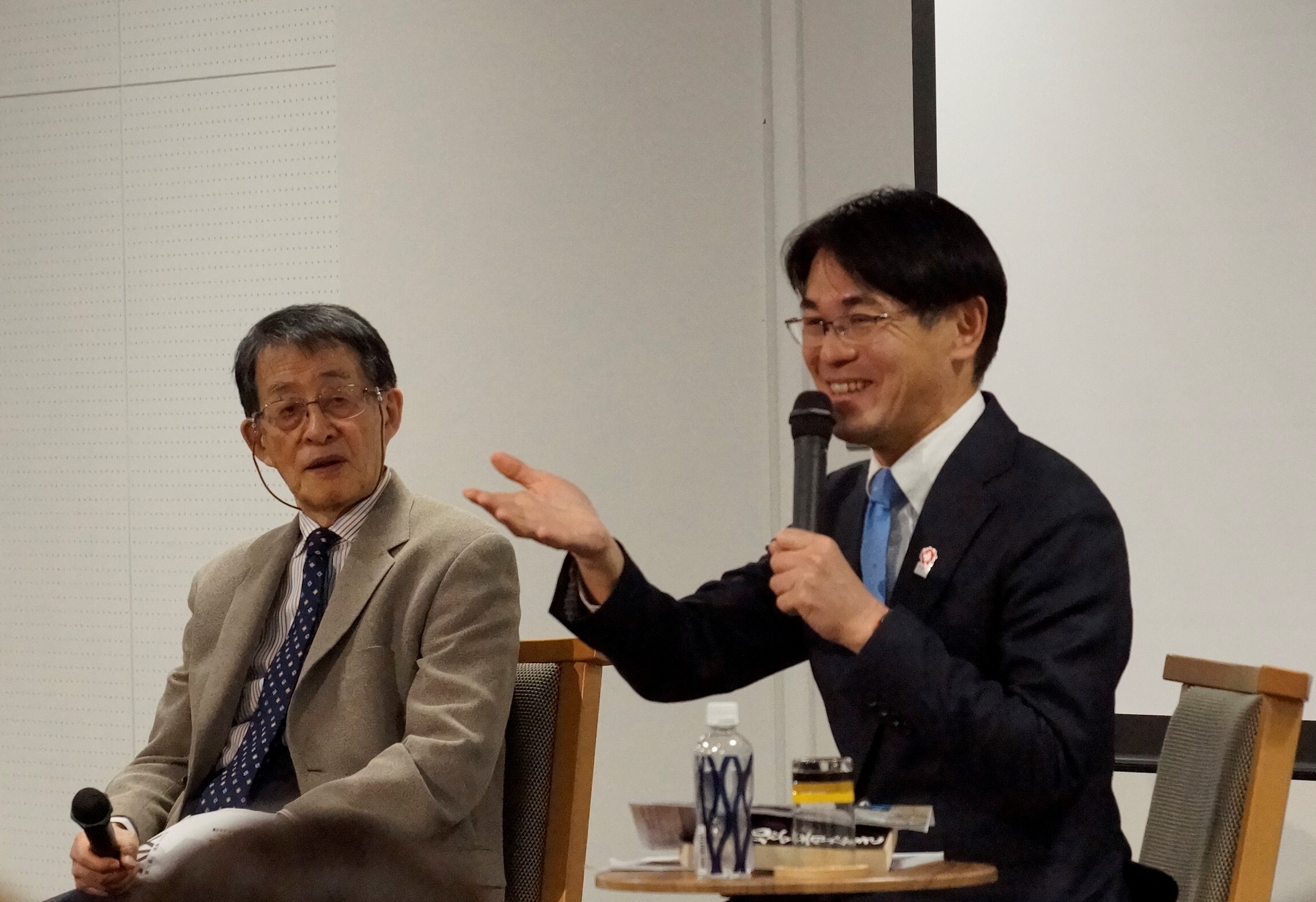 山下知事