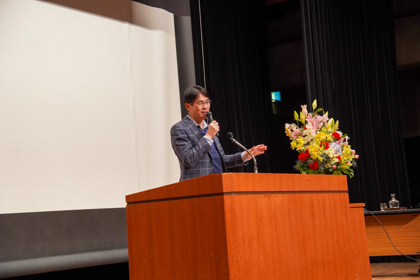 知事挨拶（寄り）