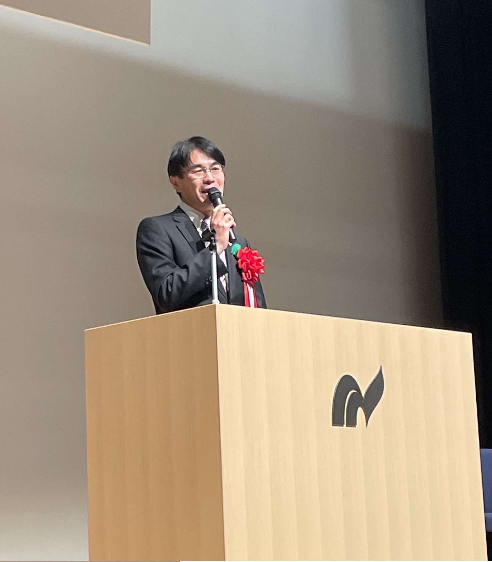 知事写真2