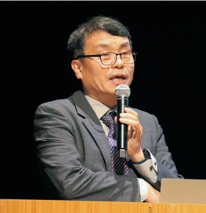 鄭載潤(チョンジェユン)さん