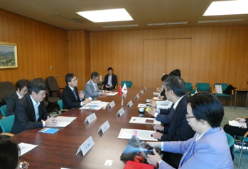 河南省訪問団写真2