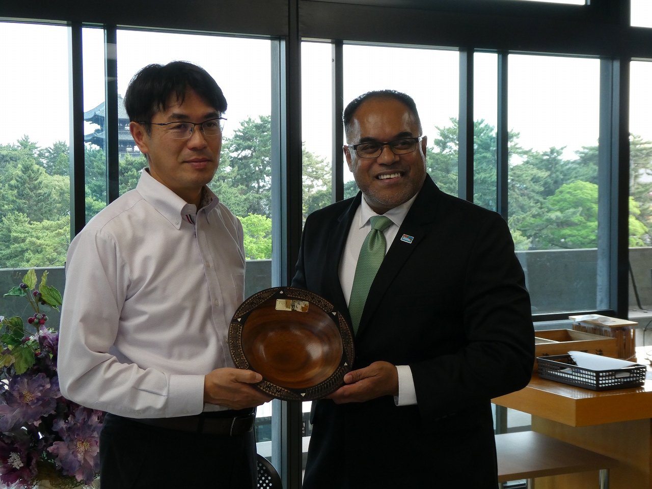 在日フィジー特命全権大使表敬訪問写真2
