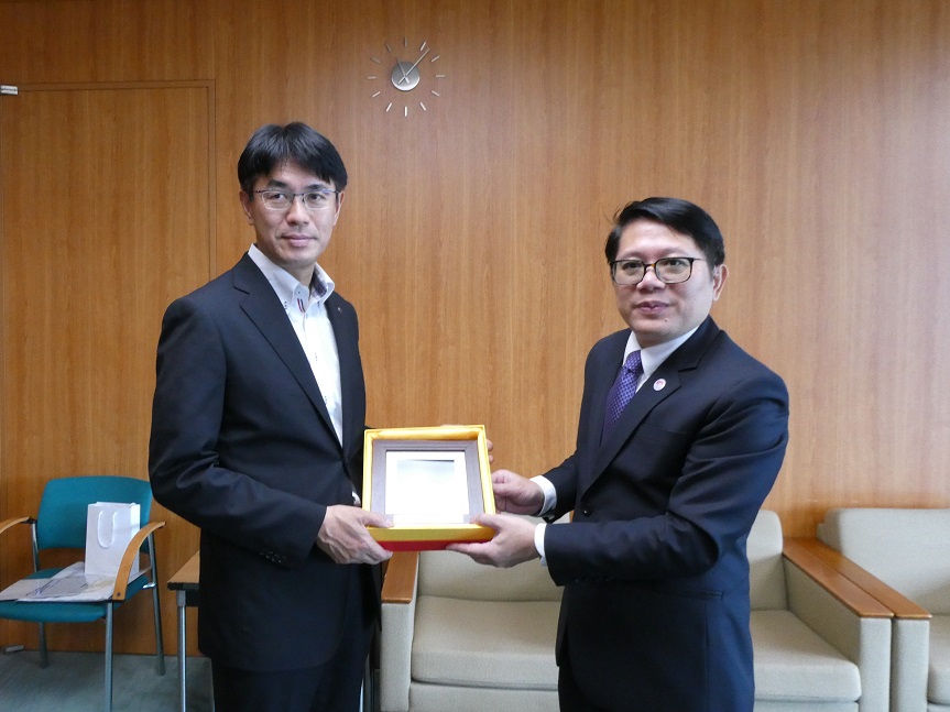 表敬訪問の様子