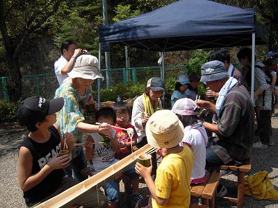 みんなで流しそうめん！
