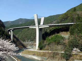 12.夢翔大橋(ゆめかけおおはし)