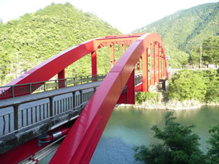 3.柳本橋（やなぎもとはし）