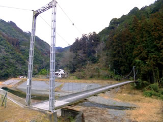 1.馬路橋(ばじばし)