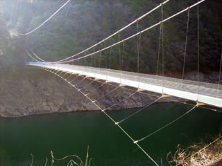 3.阪本の吊り橋(さかもとのつりばし)