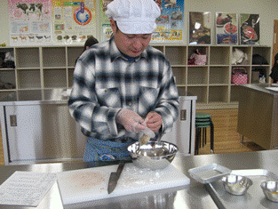 慣れた手つきです。(^^)