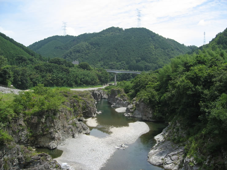 吉野川が眺望できる宮滝・柴橋