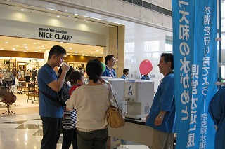 県営水道水とミネラルウォーターの飲み比べ