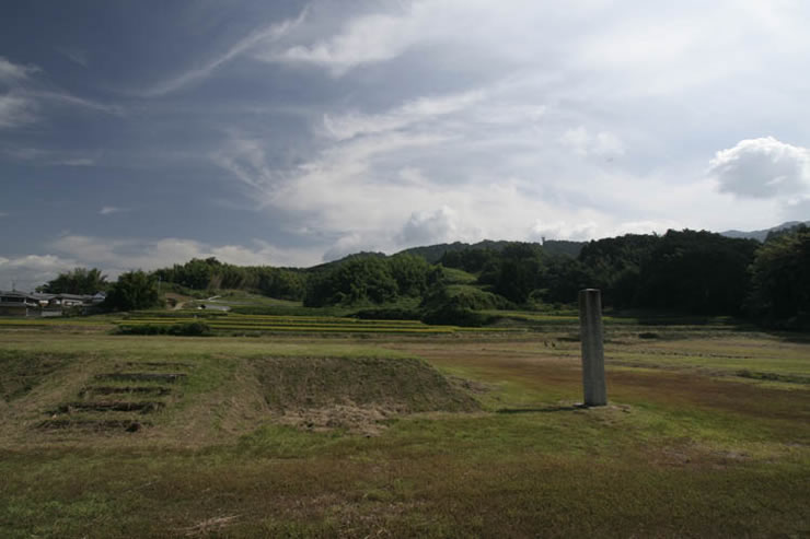 田園風景を望む山田寺跡